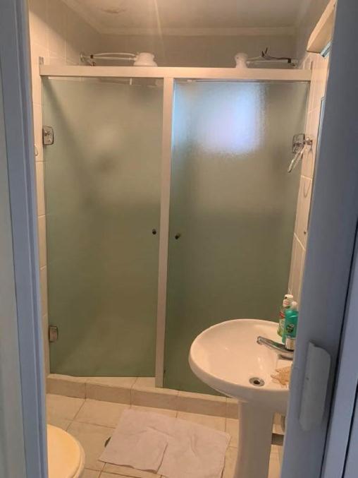 Apartamento 2 Quartos A 5 Minutos A Pe Da Praia Da Enseada Guarujá Eksteriør billede